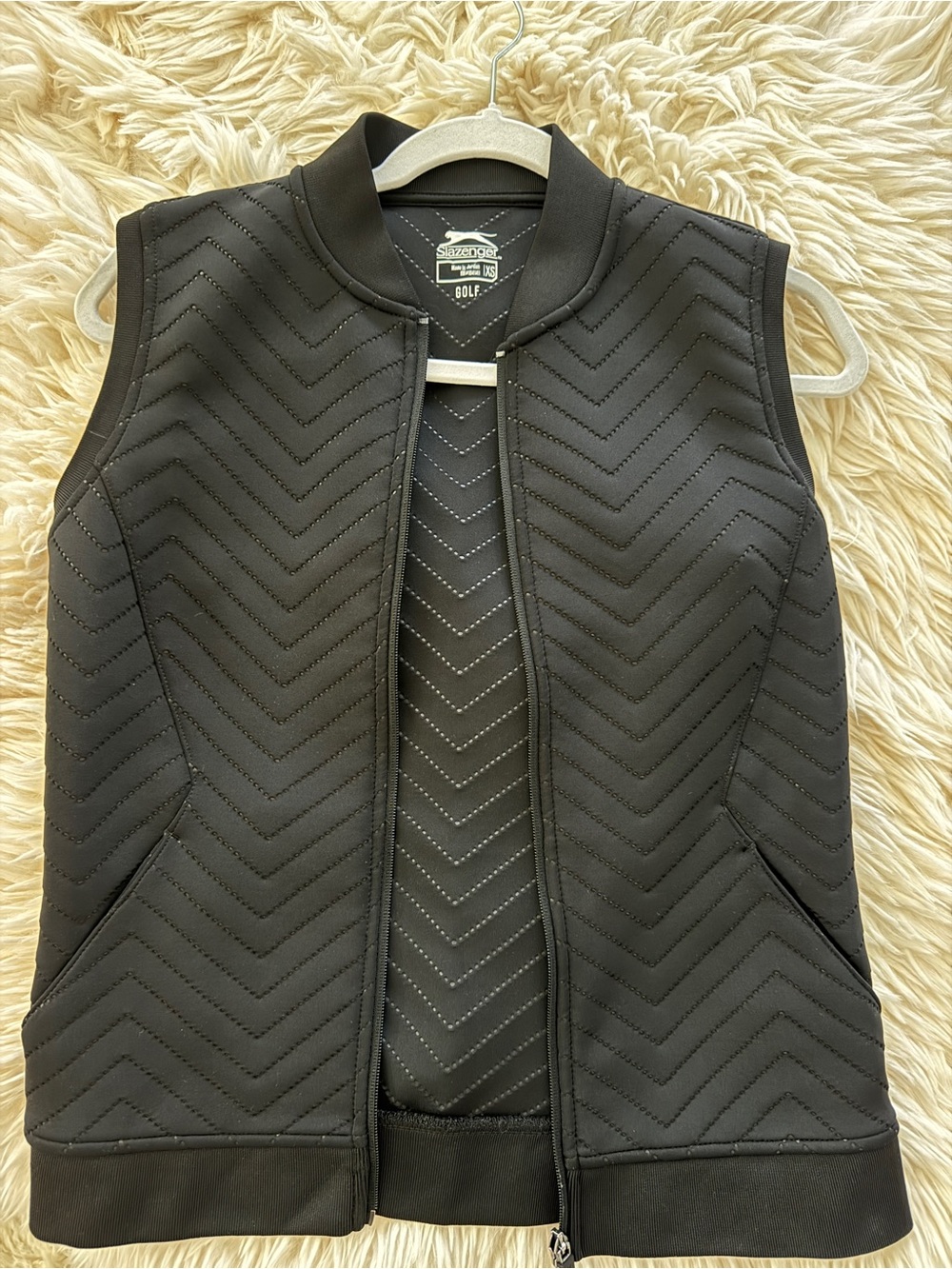 Skechers Black Chevron Quilted Sleeveless Vest